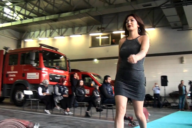 Defile ses getirmeye devam ediyor CHP: ''Belediyede işler Başkan'dan habersiz mi yürüyor?''