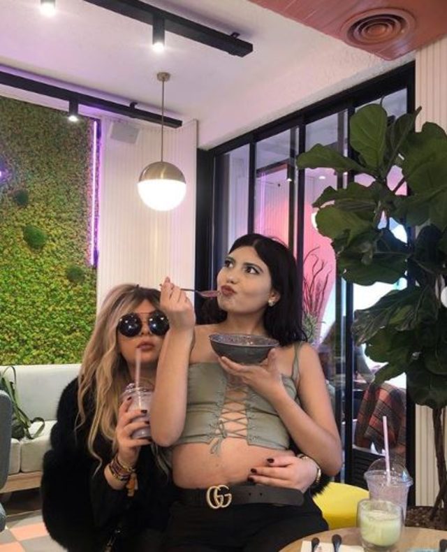 Bahar Candan'ın göbeği sosyal medyayı salladı