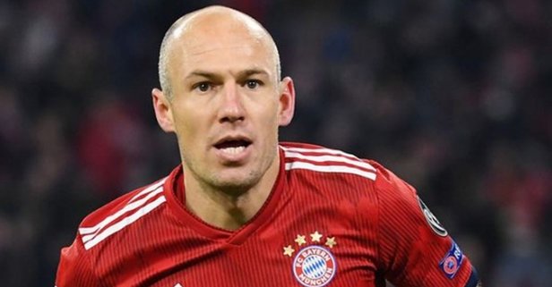 Arjen Robben kimdir? Nereli ve kaç yaşında? Futbolu bıraktı mı?