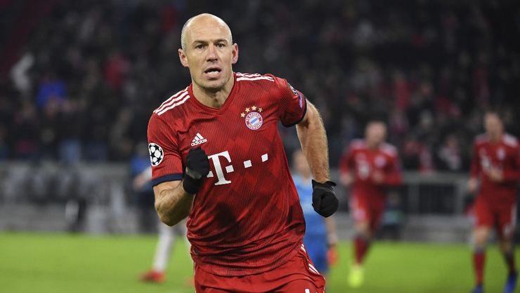 Arjen Robben kimdir? Nereli ve kaç yaşında? Futbolu bıraktı mı?
