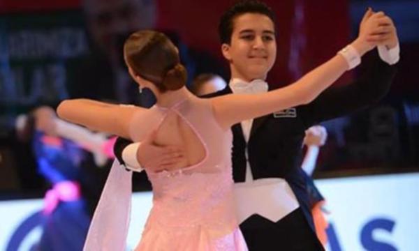 Kaan Özelçam kimdir?