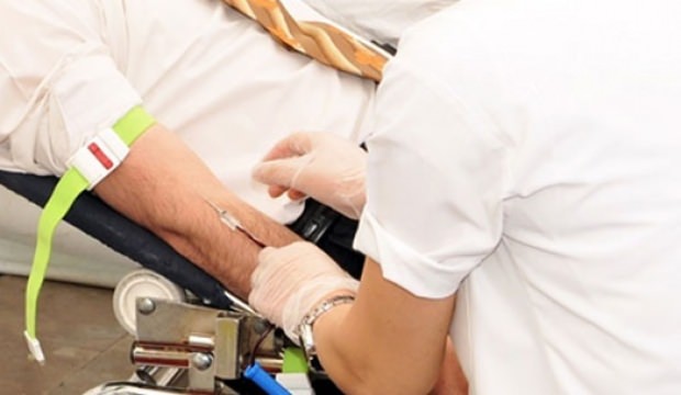 Oruçluken kan verilir mi? kan vermek orucu bozar mı 2018?