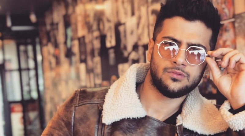 Banu Alkan,Reynmen'i övgülere boğdu