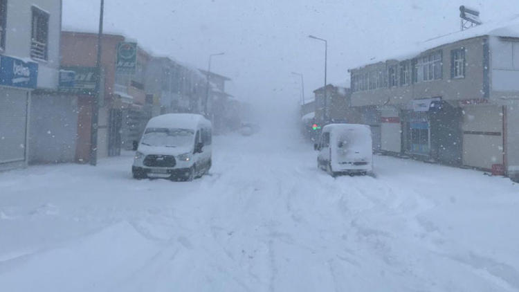 Hangi illerde okullar tatil edildi? 