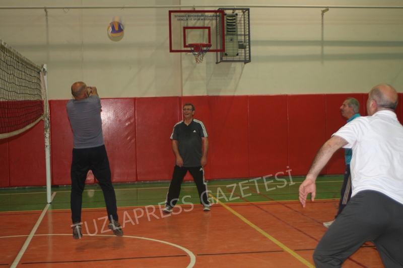 Tuzla Gazeteciler Derneği'nden 1. Kurumsal Voleybol Turnuvası