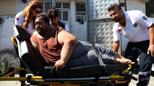 Hatay'da 250 kilo ağırlığındaki Cuma Yıldız hastaneye yattı