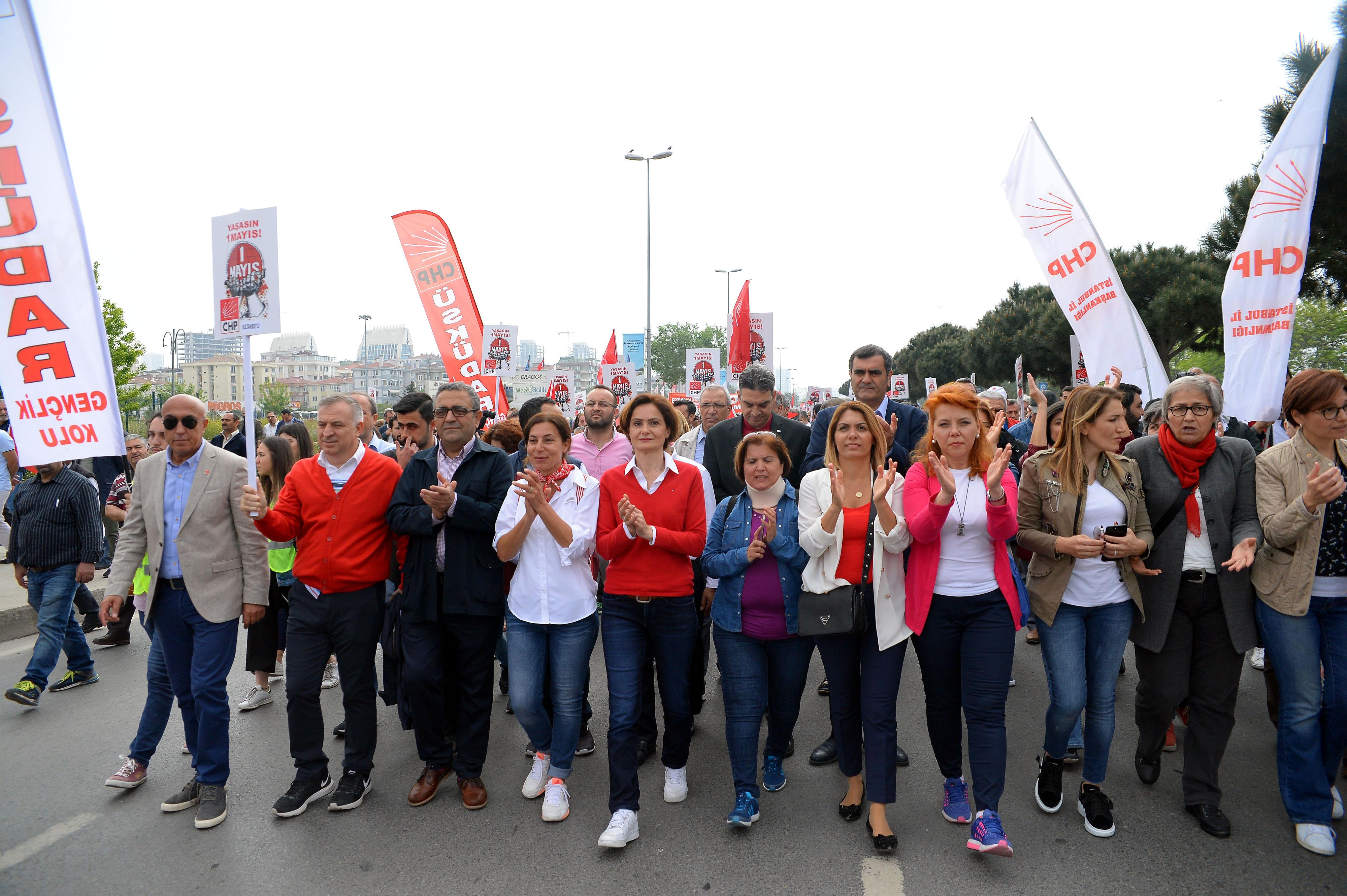 1 Mayıs Maltepe Miting Alanı'na böyle girdiler! Arbede çıktı: 3 gözaltı