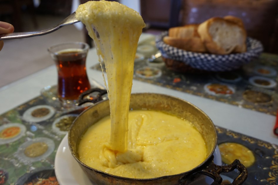 Mıhlama nasıl yapılır? En pratik Kuymak tarifi nedir?