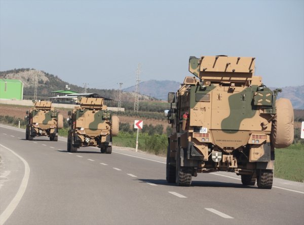 Münbiç için sınıra yeni asker takviyesi yapıldı