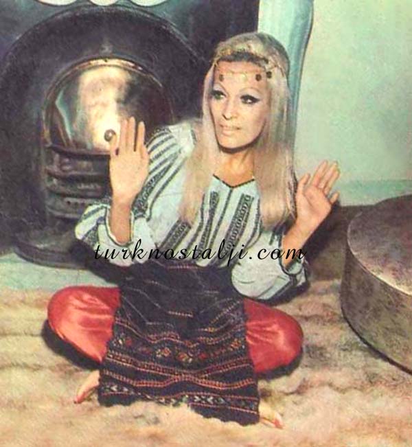 Yeşilçam'ın Kötü Kadın'ı Lale Belkıs: Gençken 10 Kere Kürtaj Oldum