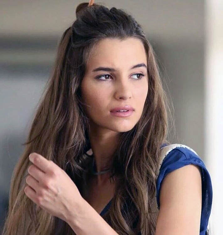 Leyla Lydia Tuğutlu kimdir? Aslen nerelidir? Kaç yaşında?