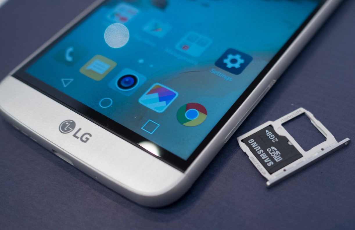 Kimlik Fotokopisini Verdi Parasını Son Anda Kurtardı