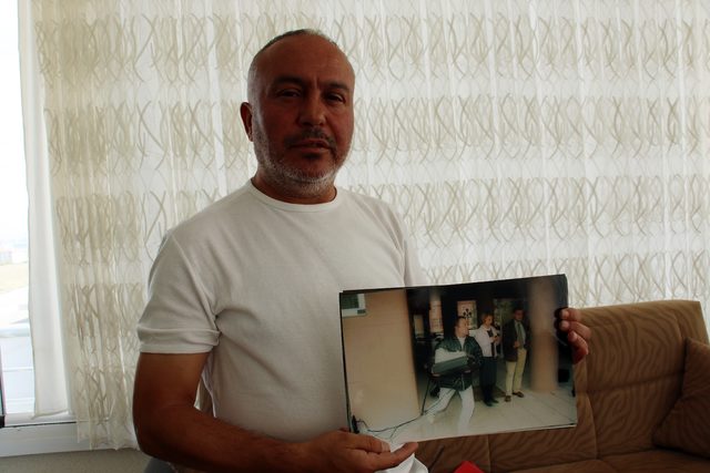 2001 krizinde Ecevit'e yazar kasa atan Ahmet Çakmak konuştu