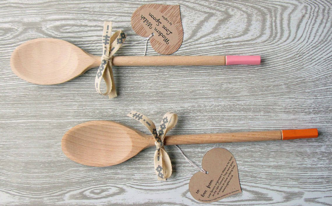 14 Şubat Sevgililer Günü hediye fikirleri | Erkeğe Sevgililer Günü hediyesi ne alınır?