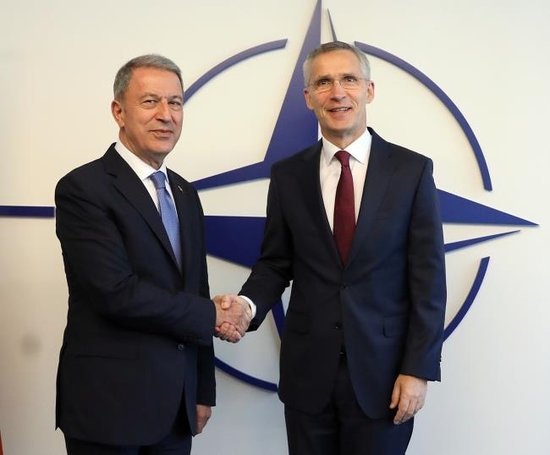 MSB Bakanı Akar Yunan mevkidaşı ile görüştü