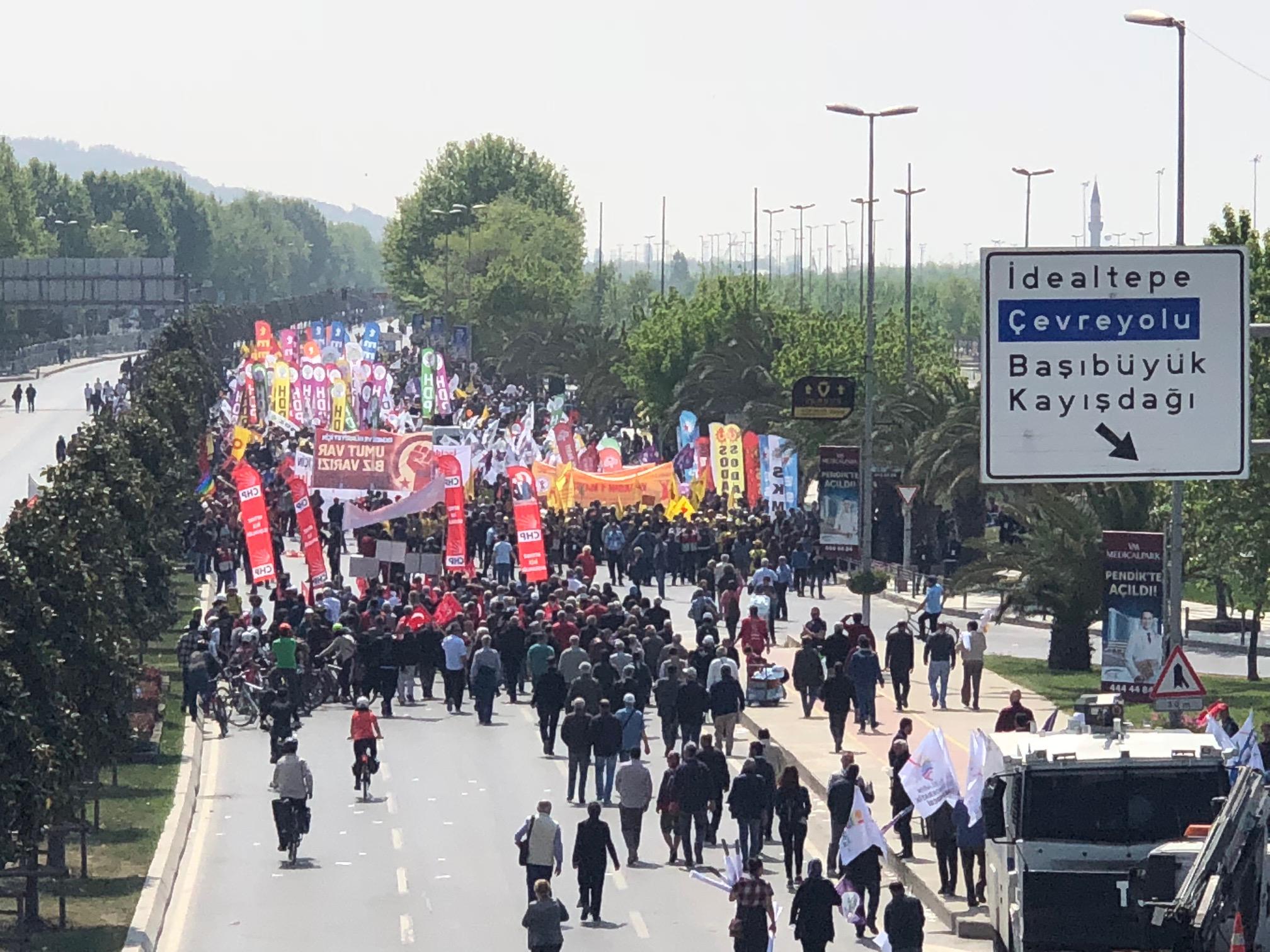 1 Mayıs Maltepe Miting Alanı'na böyle girdiler! Arbede çıktı: 3 gözaltı