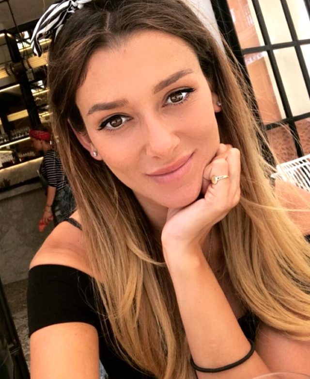 Selda Car, hamileyken çekildiği çıplak fotoğrafını paylaştı