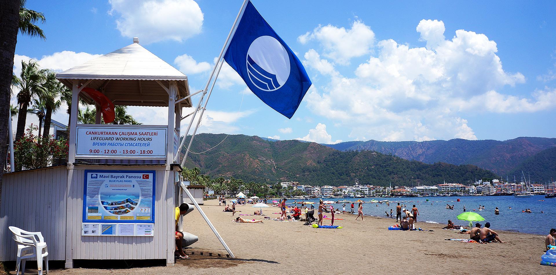 Plajarda mavi bayrak ne anlama gelir? Plajda mavi - kırmızı - sarı bayrak anlamları