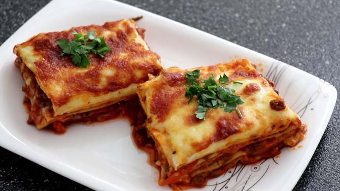 Lazanya nasıl yapılır? Kolay lazanya tarifi, kıymalı lazanya tarifi- Lazanya nedir?