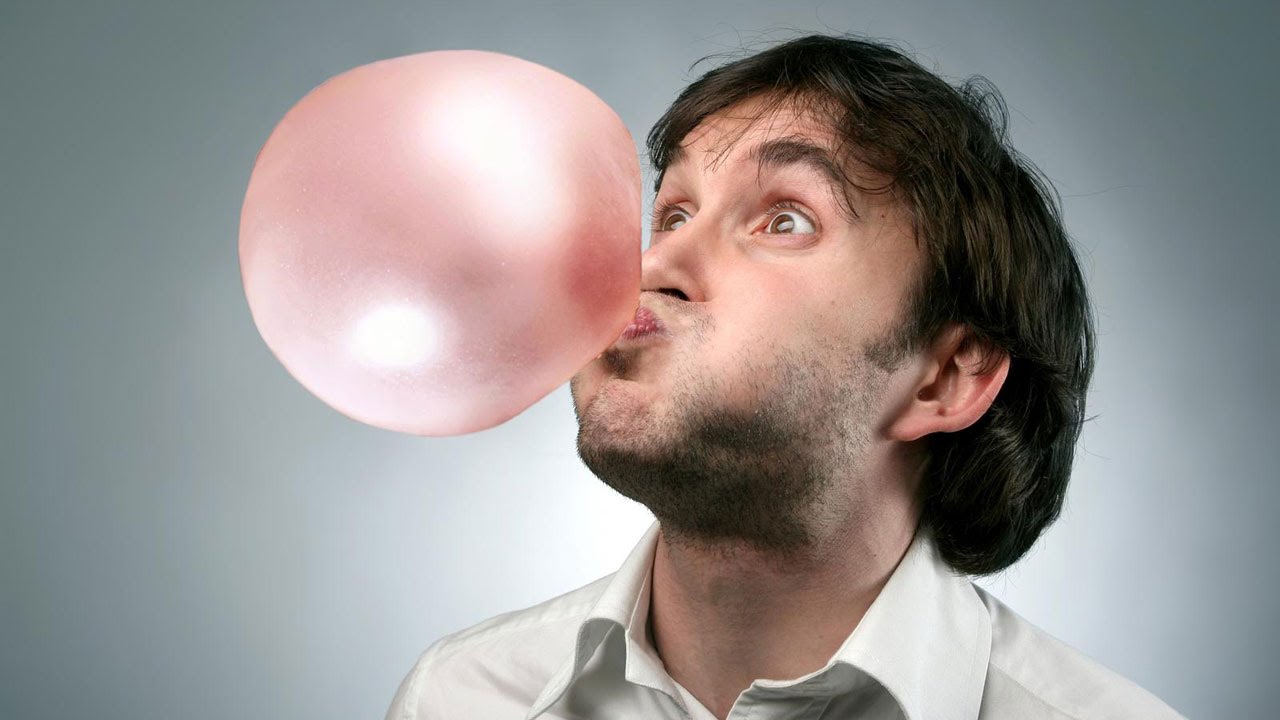 Sakız çiğnemek zayıflatır mı? Faydaları nelerdir?