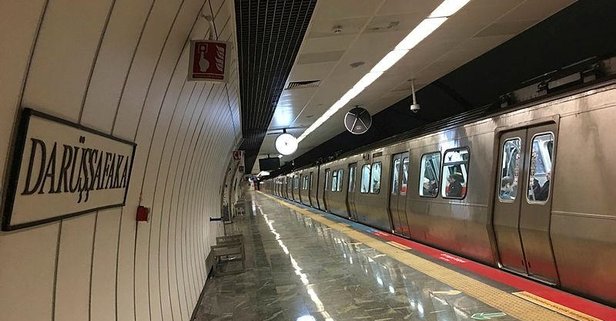 Metro istasyonunda korku dolu anlar!