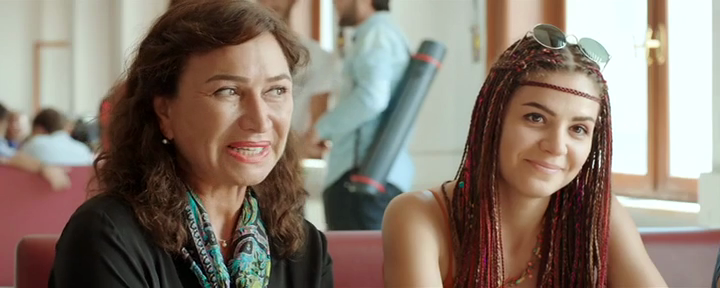 Nadide Hayat filminin konusu nedir? Oyuncuları kimdir? Kaç yılında çekildi? 