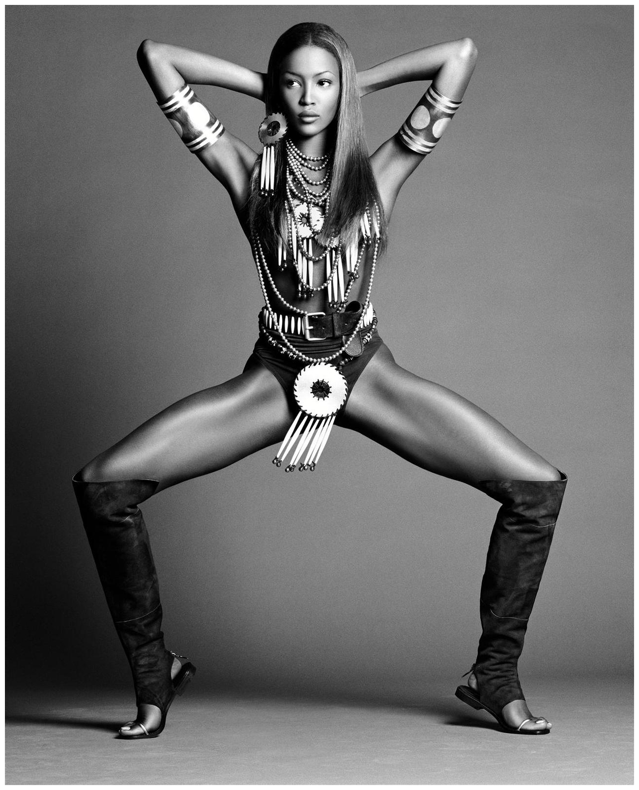 Naomi Campbell Germobofik rahatsızlığı ile şaşkına çevirdi