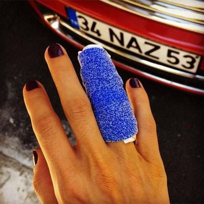 Ahmet Kural'ın parmağını kırdığı Naz Çekem sessizliğini bozdu! Naz Çekem kimdir?