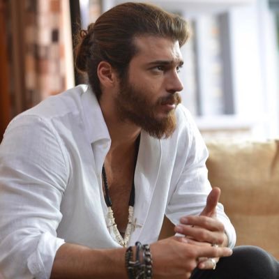Ebru Polat'tan Can Yaman için dikkat çeken yorum