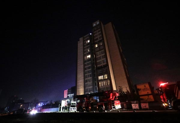 İstanbul'da hareketli anlar! Vatandaş dışarı akın etti