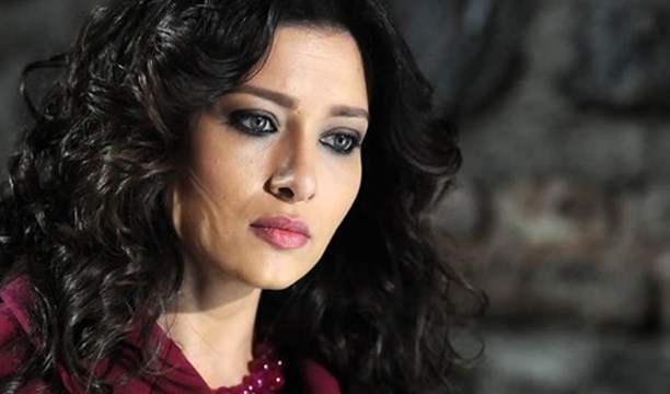 Nurgül Yeşilçay'ın İzmir'deki mağazasına neden haciz geldi?