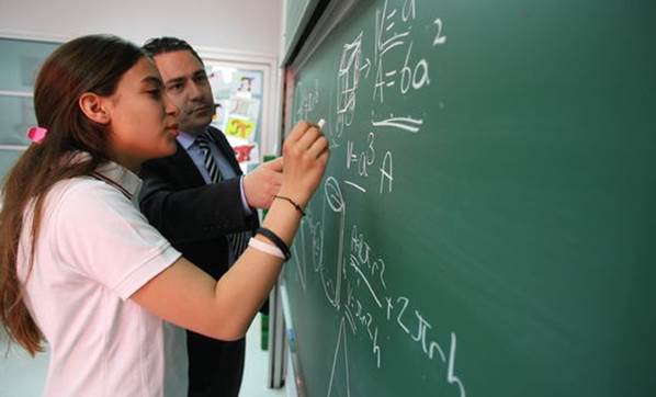 Öğretmenlerin sosyal yardım ücretleri artırıldı