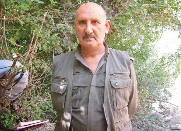 Belediyede PKK yazıları! Karargaha çevirdiler