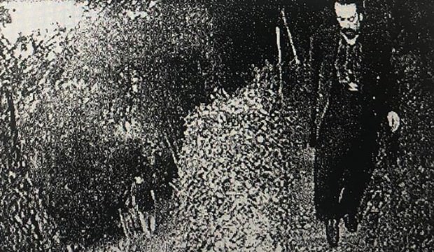 Adnan Oktar'ın gizli fotoğrafları ortaya çıktı! İşte adım adım böyle kaçmış...