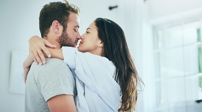 Nasıl öpüşülür? İyi öpüşmenin püf noktaları nelerdir?