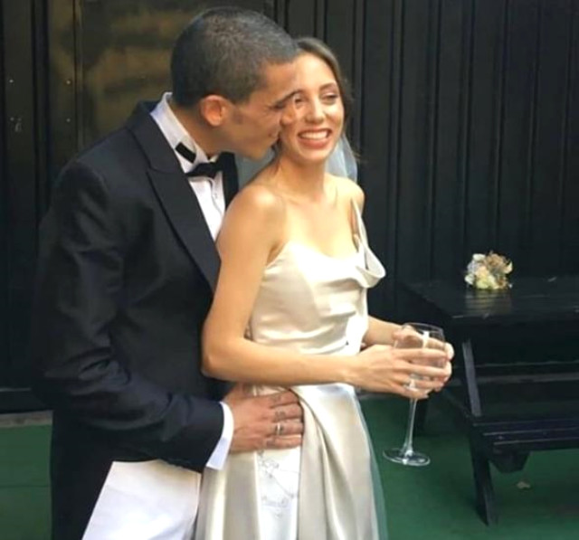 Can Bonomo ile evlenen Öykü Karayel'in gelinliğinin detayları paylaşıldı