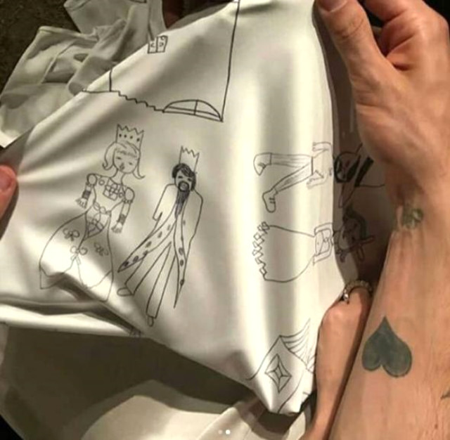 Can Bonomo ile evlenen Öykü Karayel'in gelinliğinin detayları paylaşıldı