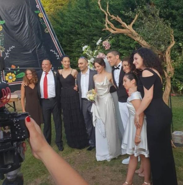 Can Bonomo ile evlenen Öykü Karayel'in gelinliğinin detayları paylaşıldı