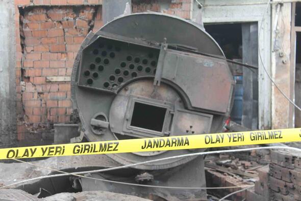 Bir anda patladı! Ortalık adeta savaş alanına döndü!