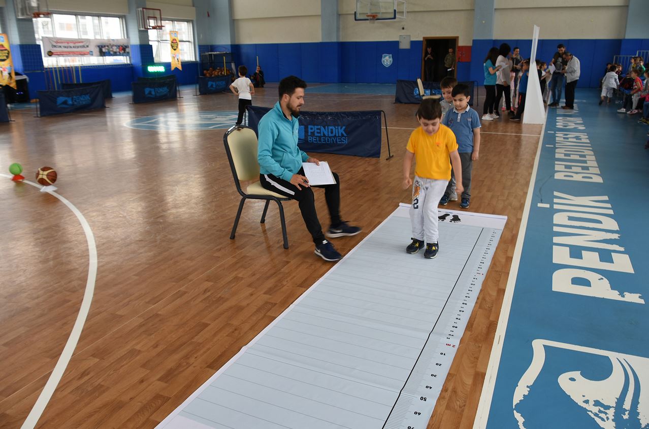 Pendik'te yapılan taramalarda 200 yeni yetenek keşfedildi