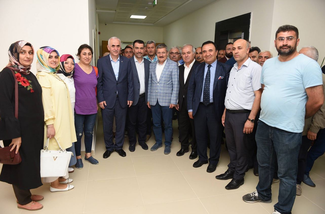 Pendik Belediyesi'nden Kavakpınar'a dört katlı Cemevi 