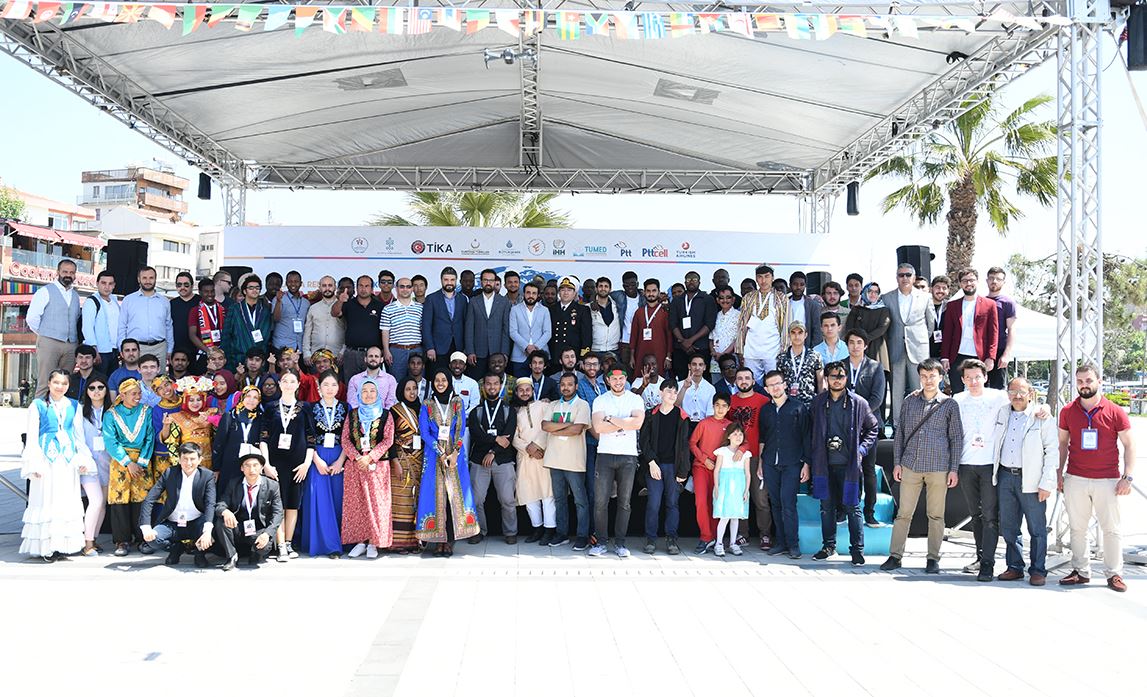 Pendik'te kültürler farklı mesaj aynı "kardeşlik"