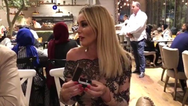 Petek Dinçöz kimdir, kaç yaşındadır? Hayranları doğum gününde tek taş aldı