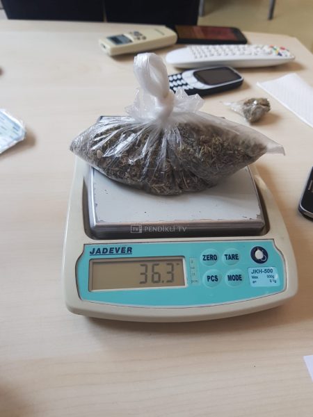 Kayıp ilanı verilerek aranan genç, uyuşturucu satarken yakalandı