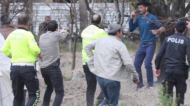 Köşeye sıkışınca kendini vurmakla tehdit etti