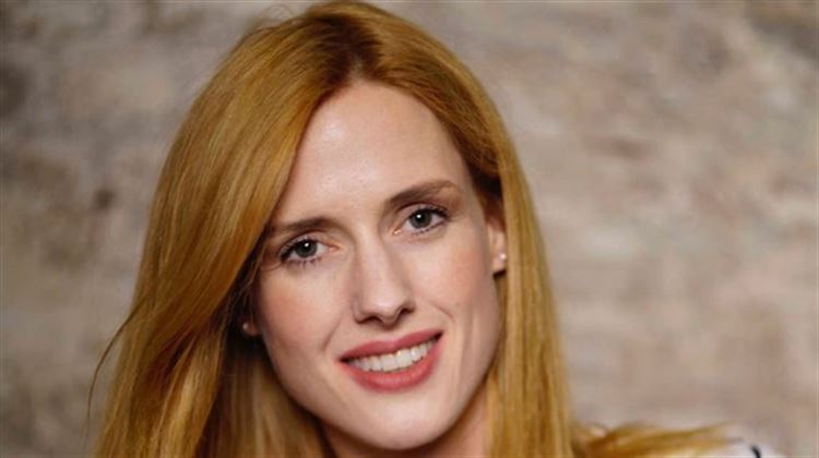 Anoreksiye hastalığına yakalandığı iddia edilen Wilma Elles bikinili poz paylaştı