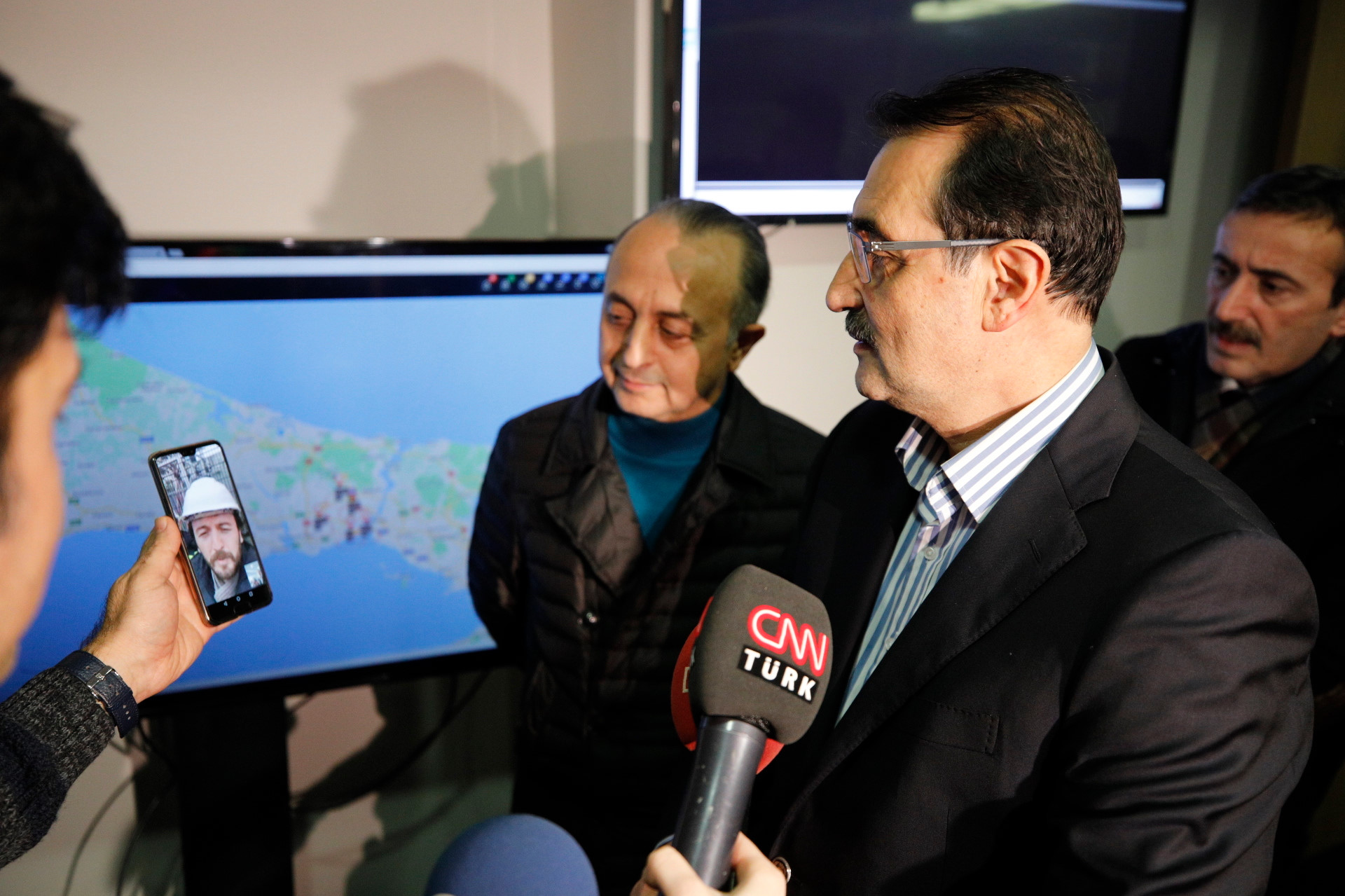 Vatandaş şikayet etti Bakan baskın yaptı