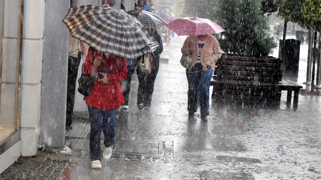 Meteoroloji uyardı: Sağanak yağış geliyor!
