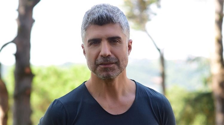 Özcan Deniz kimdir? Aslen nereli? Kaç yaşında? Rol aldığı diziler?