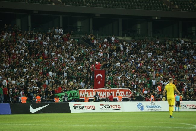 Ümit Milli Takım fırsat tepti!